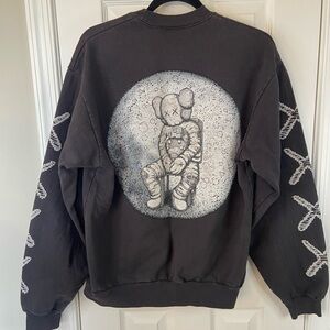 KAWS x Kid Cudi Moon Man Back Print Crewneck Sweatshirt Vintage Black Size M